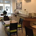 בית הארחה Altstadt Garni 2*